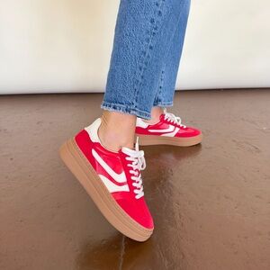 Steve Madden Dodge Sneakers Red